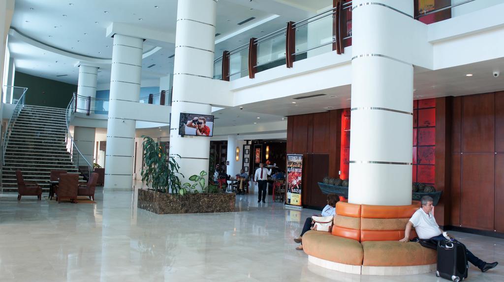 קולון Hotel Sand Diamond מראה חיצוני תמונה